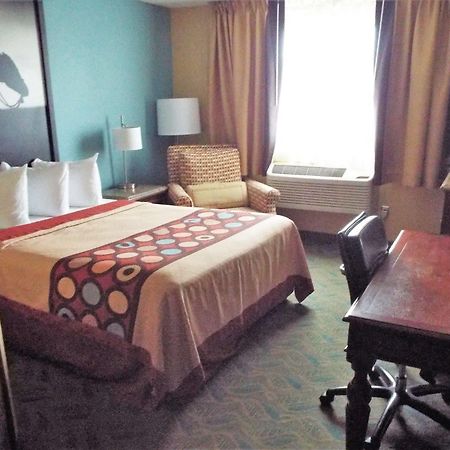 Super 8 By Wyndham Casper East/Evansville Esterno foto