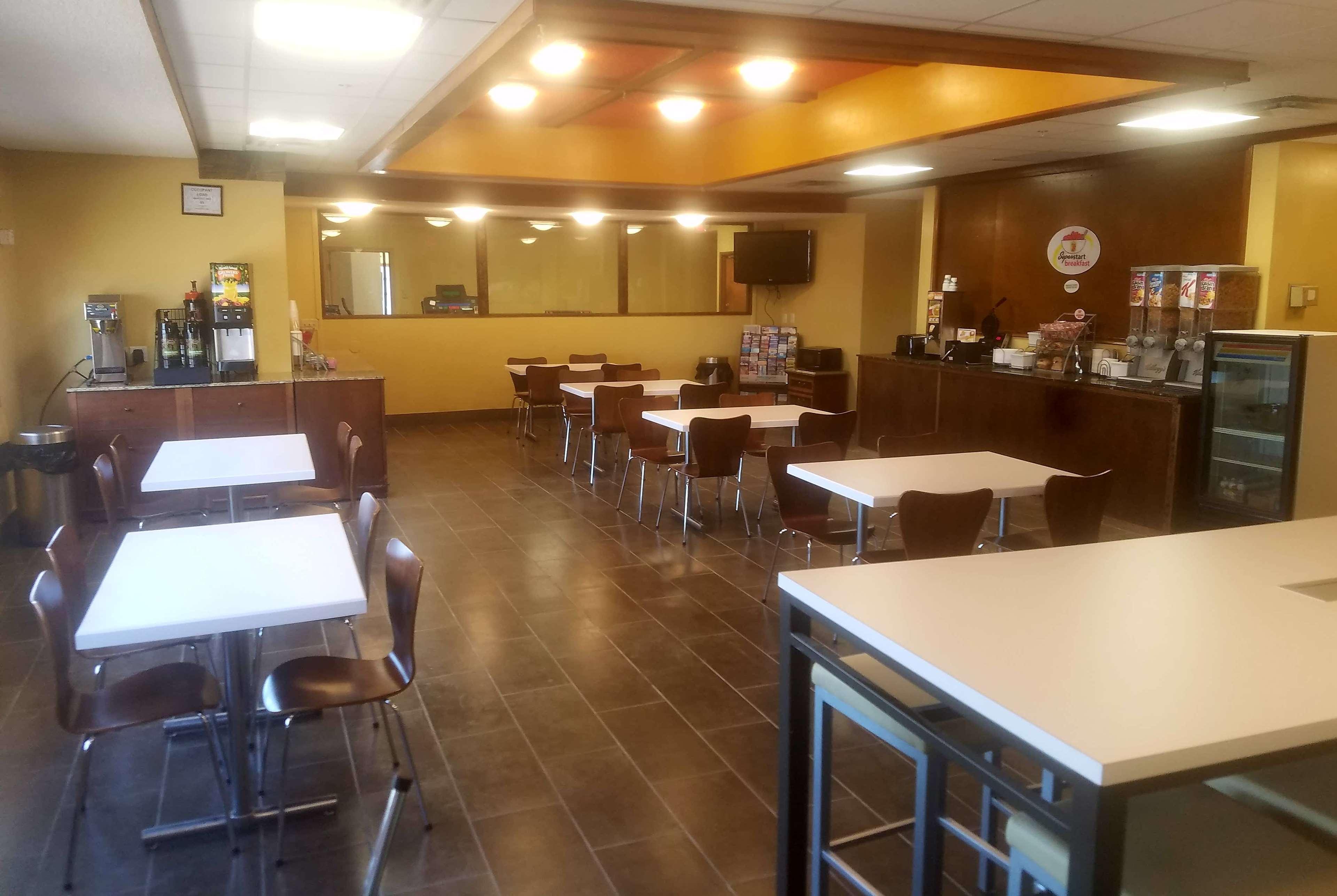 Super 8 By Wyndham Casper East/Evansville Esterno foto